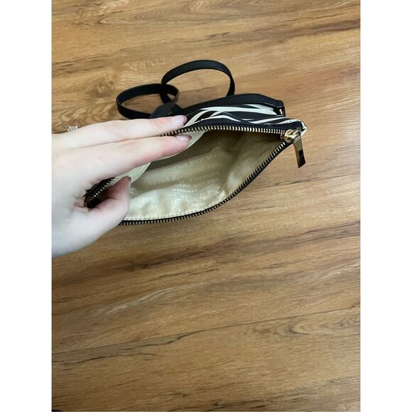 Kate Spade Black and White Crossbody Gold Zipper Purse AUTHENTIC - Picture 5 of 9